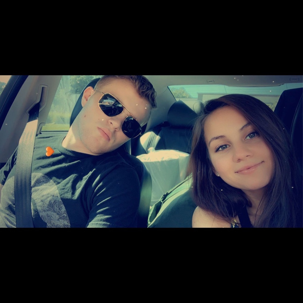 Meet your Posher, Ayla